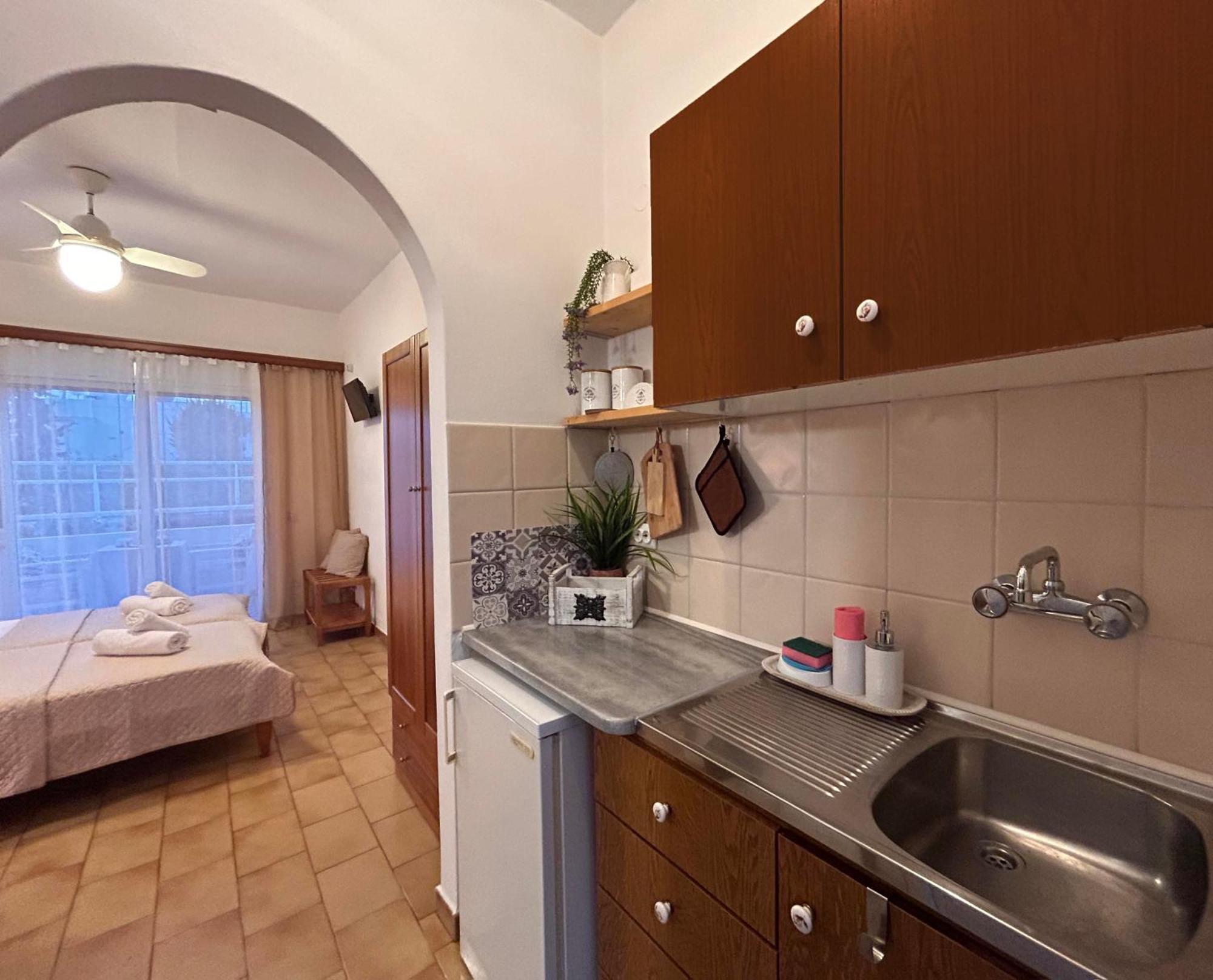 Angelos Studios 1-2 In Faliraki Rhodes-Ground Floor Eksteriør billede